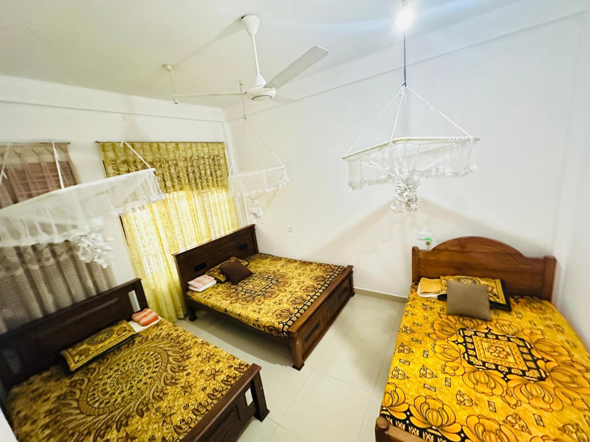 Golden Town Hotel Tangalle Ngoại thất bức ảnh