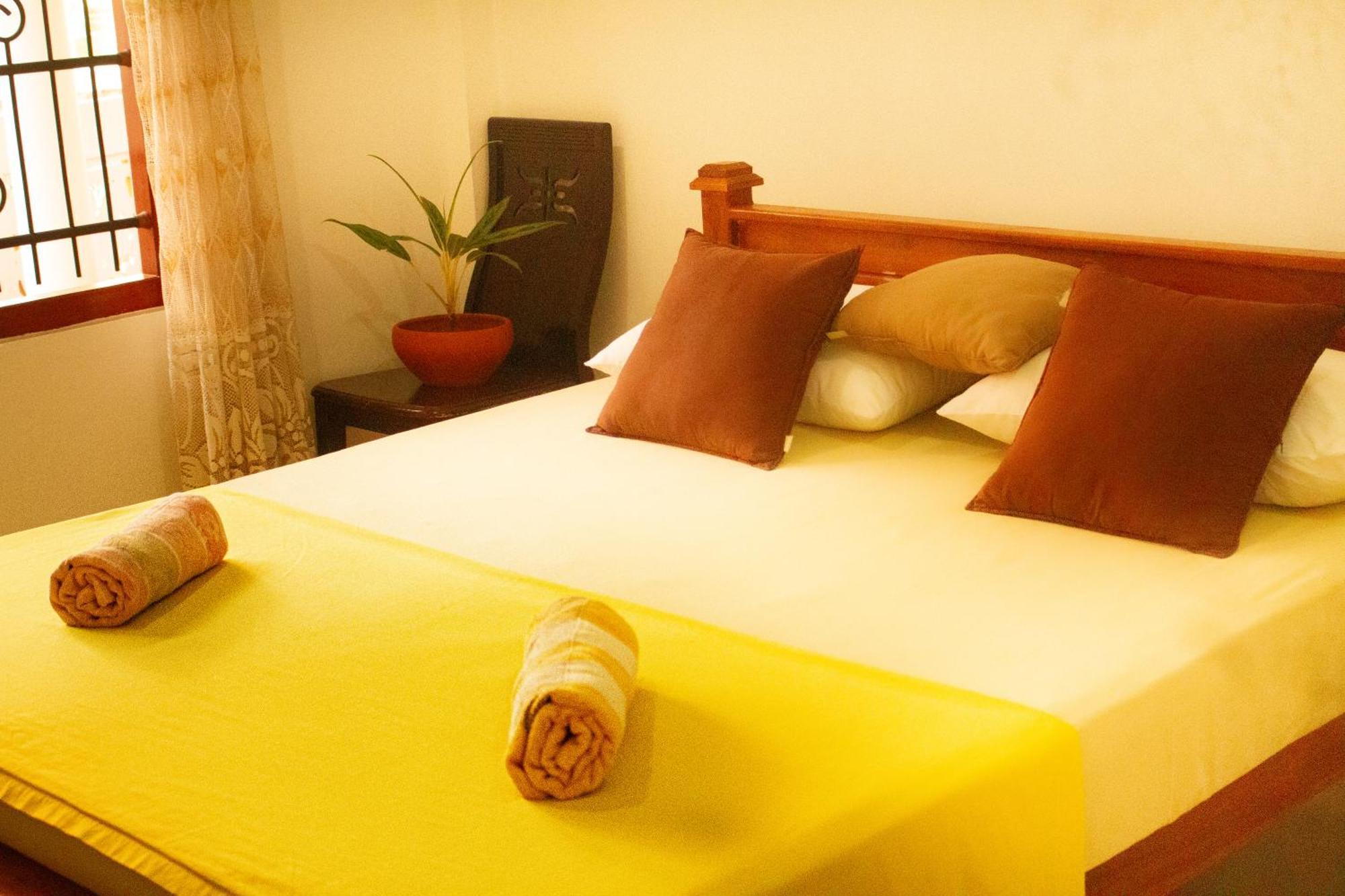 Golden Town Hotel Tangalle Ngoại thất bức ảnh